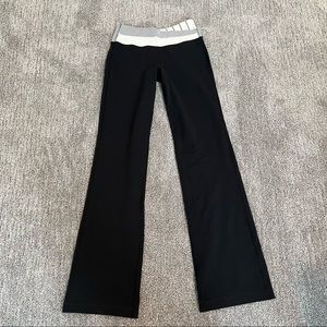 Super Cute Lululemon Groove Pants